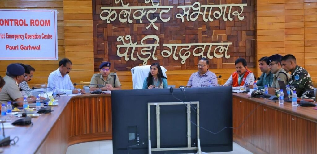 मुख्यमंत्री पुष्कर सिंह धामी के निर्देशों पर पौड़ी में सात स्थानों पर राज्य स्तरीय आपदा मॉक ड्रिल, परखी गयी तैयारियां